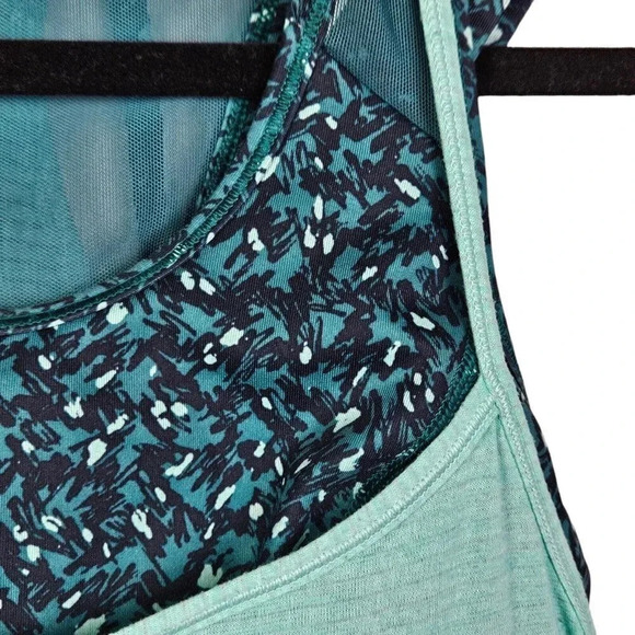 Lululemon 6 Tough It Out Tank Heathered Menthol/Mountain Peaks Black Forage Teal - Picture 3 of 6